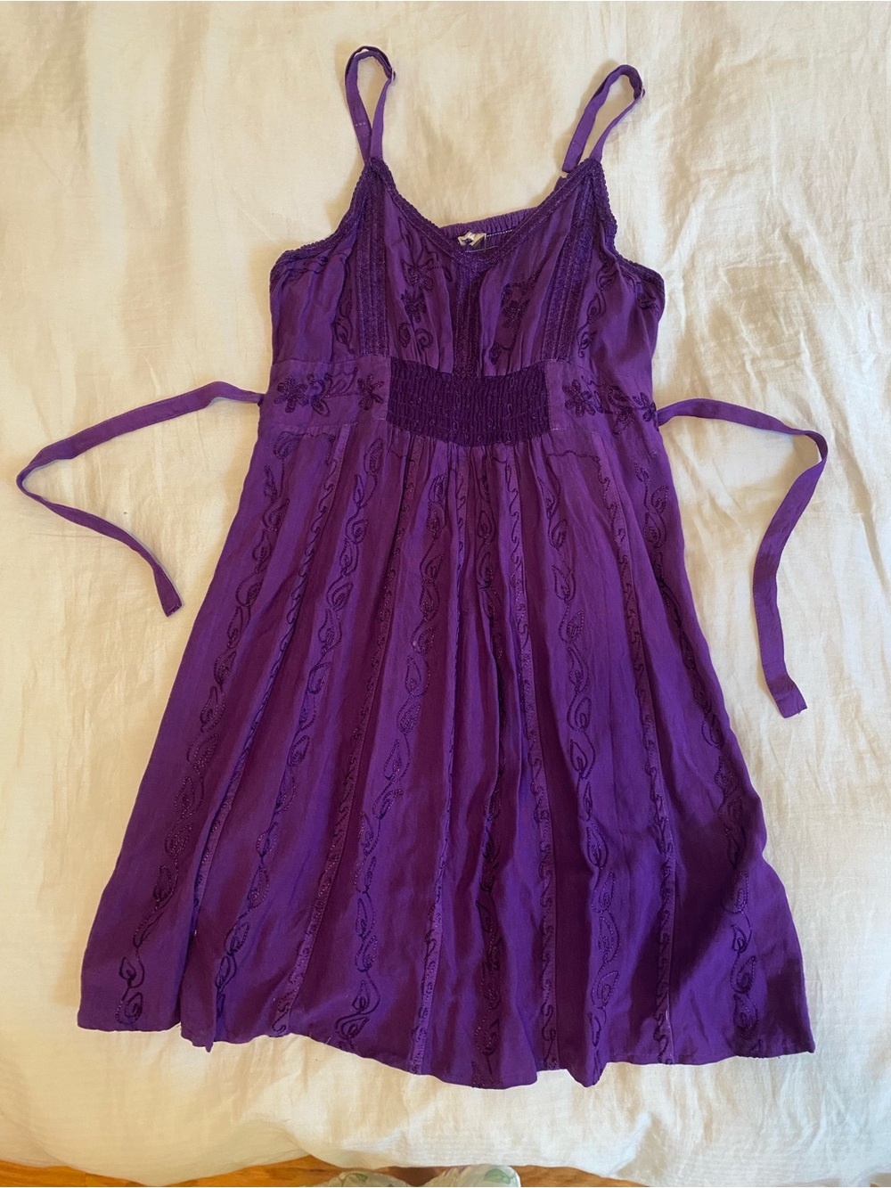 Y2K embroidered tie back dress